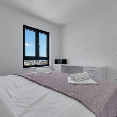 Luxury Penthouse Berlin Apartment Makarska